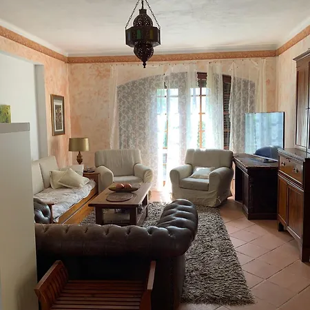 Carolina Villa